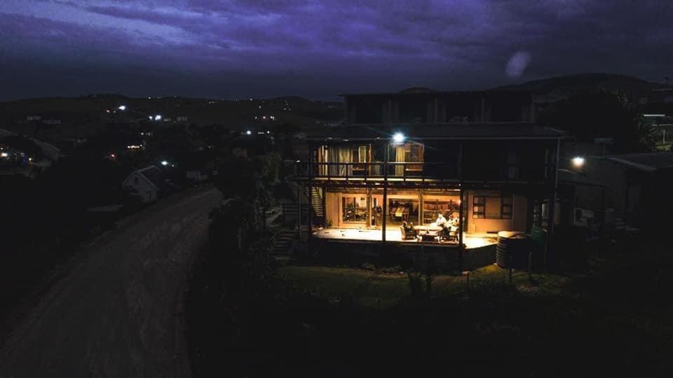 Coram Deo Saltywaves Double En-Suite Rooms With Sea Views Coffee Bay Buitenkant foto