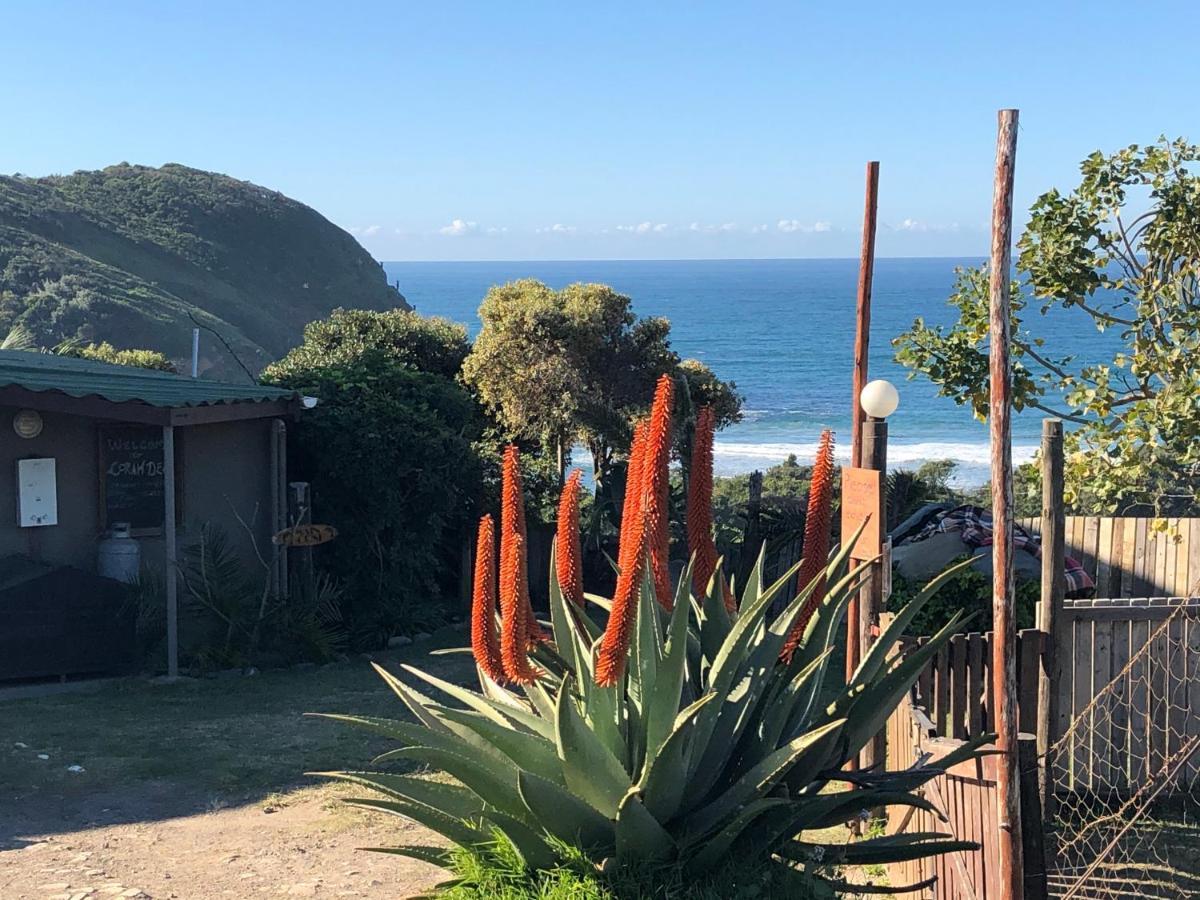 Coram Deo Saltywaves Double En-Suite Rooms With Sea Views Coffee Bay Buitenkant foto