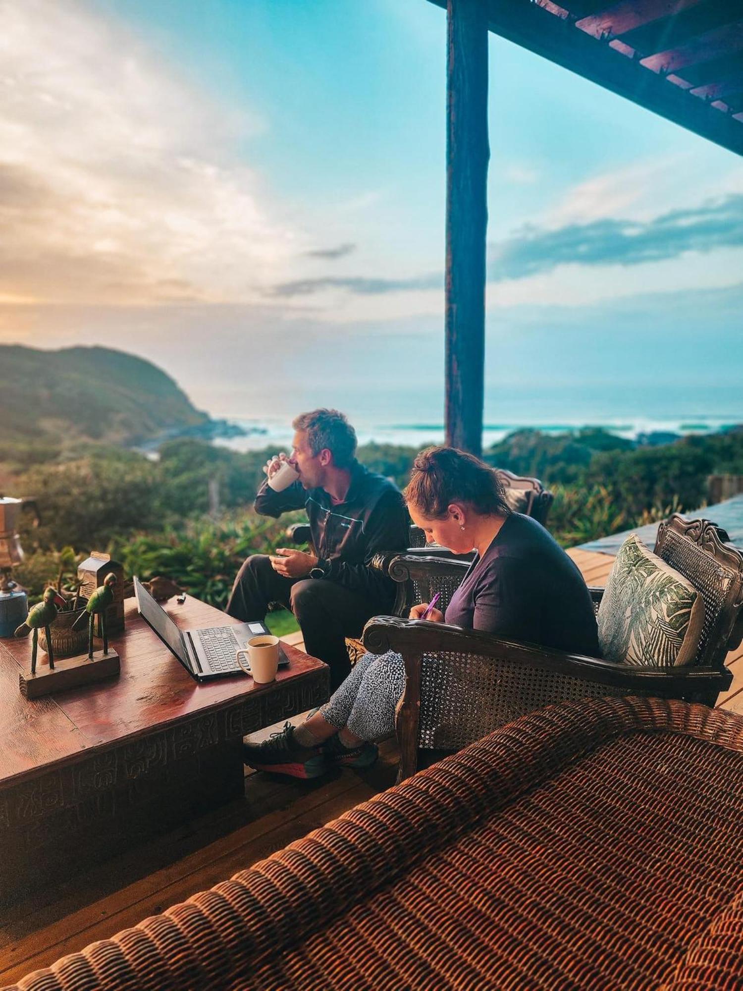 Coram Deo Saltywaves Double En-Suite Rooms With Sea Views Coffee Bay Buitenkant foto