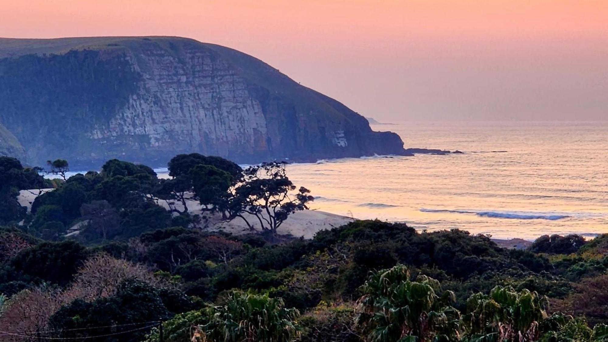 Coram Deo Saltywaves Double En-Suite Rooms With Sea Views Coffee Bay Buitenkant foto